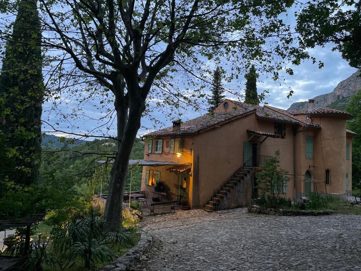 ホテル Domaine D'Angouire ムスティエ・サント・マリー エクステリア 写真