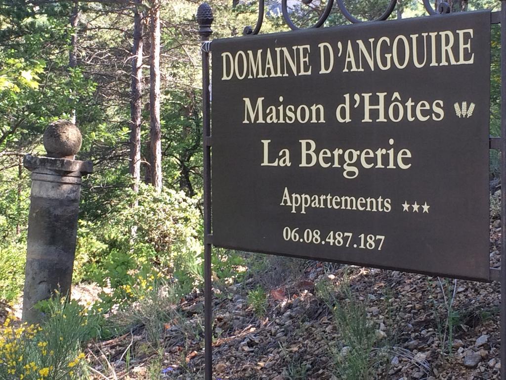 ホテル Domaine D'Angouire ムスティエ・サント・マリー エクステリア 写真